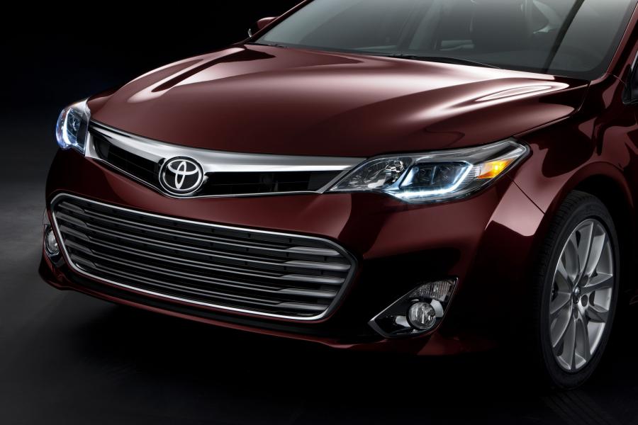  Toyota Avalon 2013 года  (фото 46 из 54)